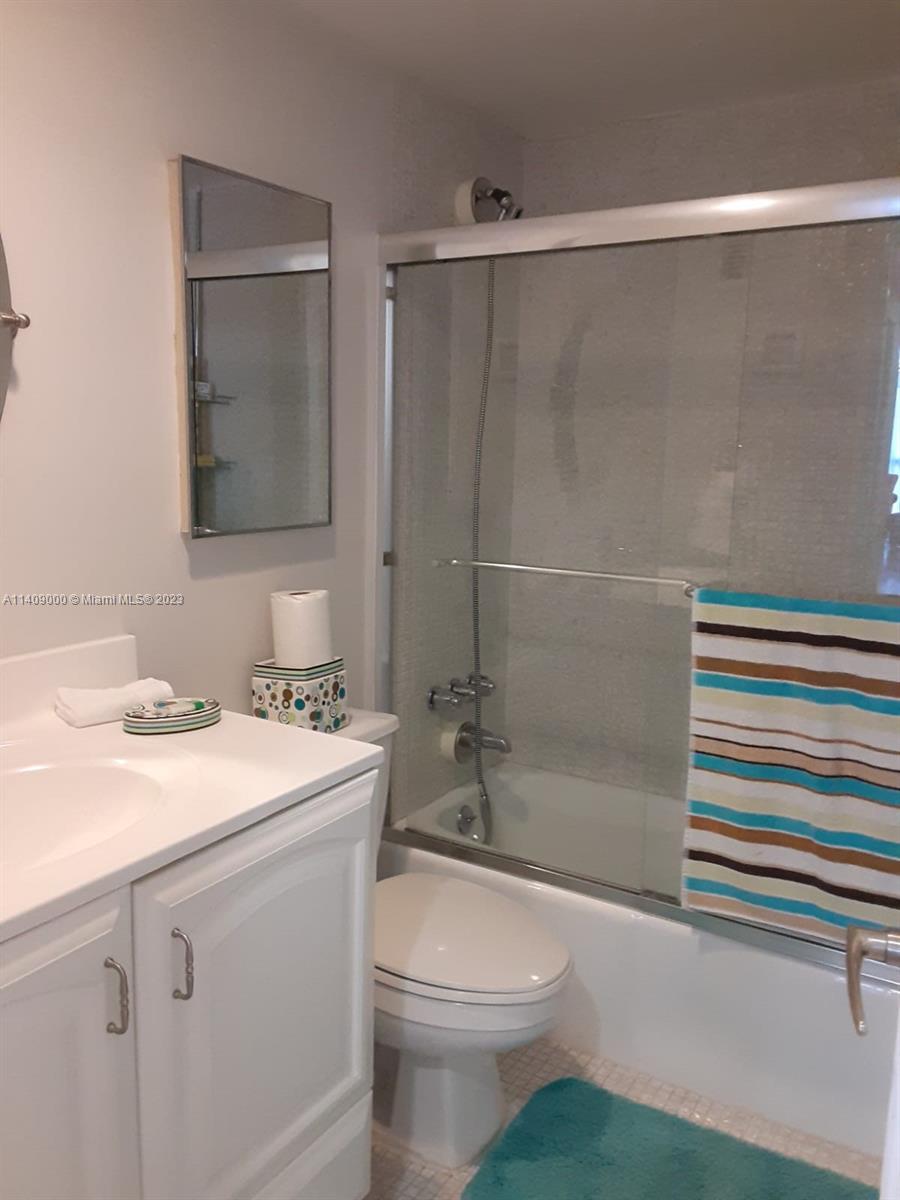 TIDES ON HOLLYWOOD BEACH - Residential