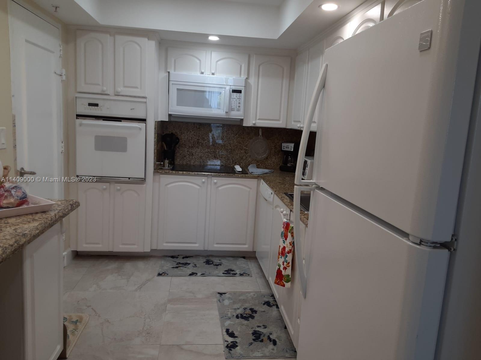 TIDES ON HOLLYWOOD BEACH - Residential