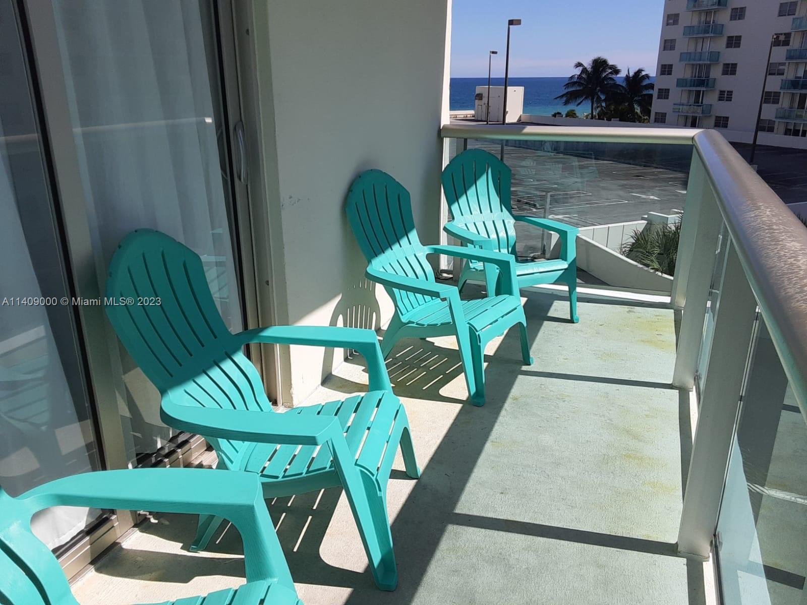 Beautiful 2/2 corner unit with views of the ocean and the city.  Live on the beach or use it as an income producing property, or both.  Easy to rent.  Can be used for short term rentals.  Property has many amenities including pool, gazebo, two gyms, a movie theater, convenience shop, valet, lobby check-in/security, and more.  Restaurants, malls, gulfstream, and grocery stores nearby.
Showing by appointment only.