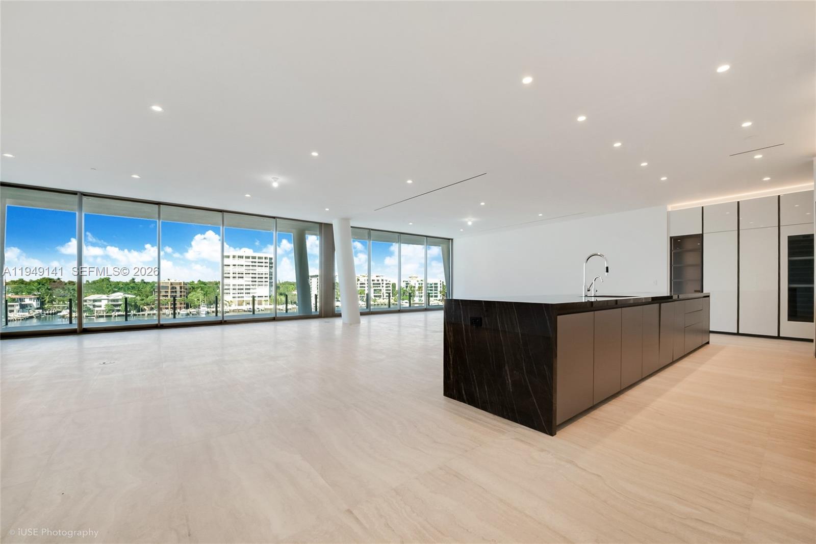 GROVE ISLE - Residential
