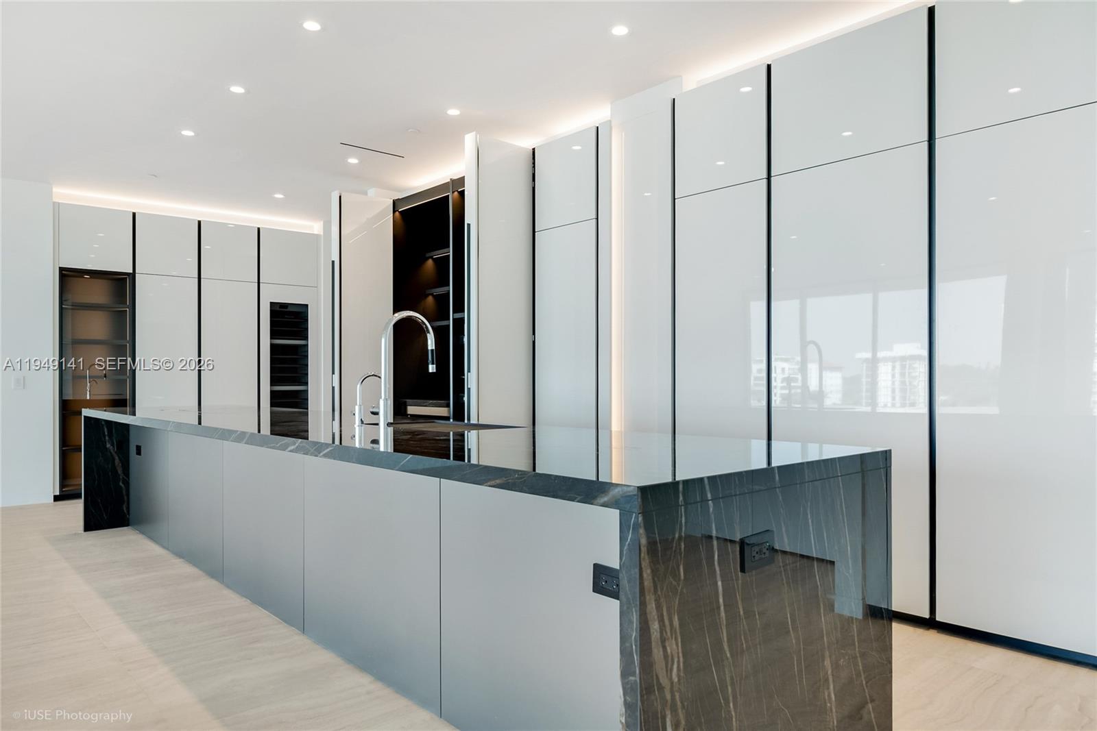 GROVE ISLE - Residential