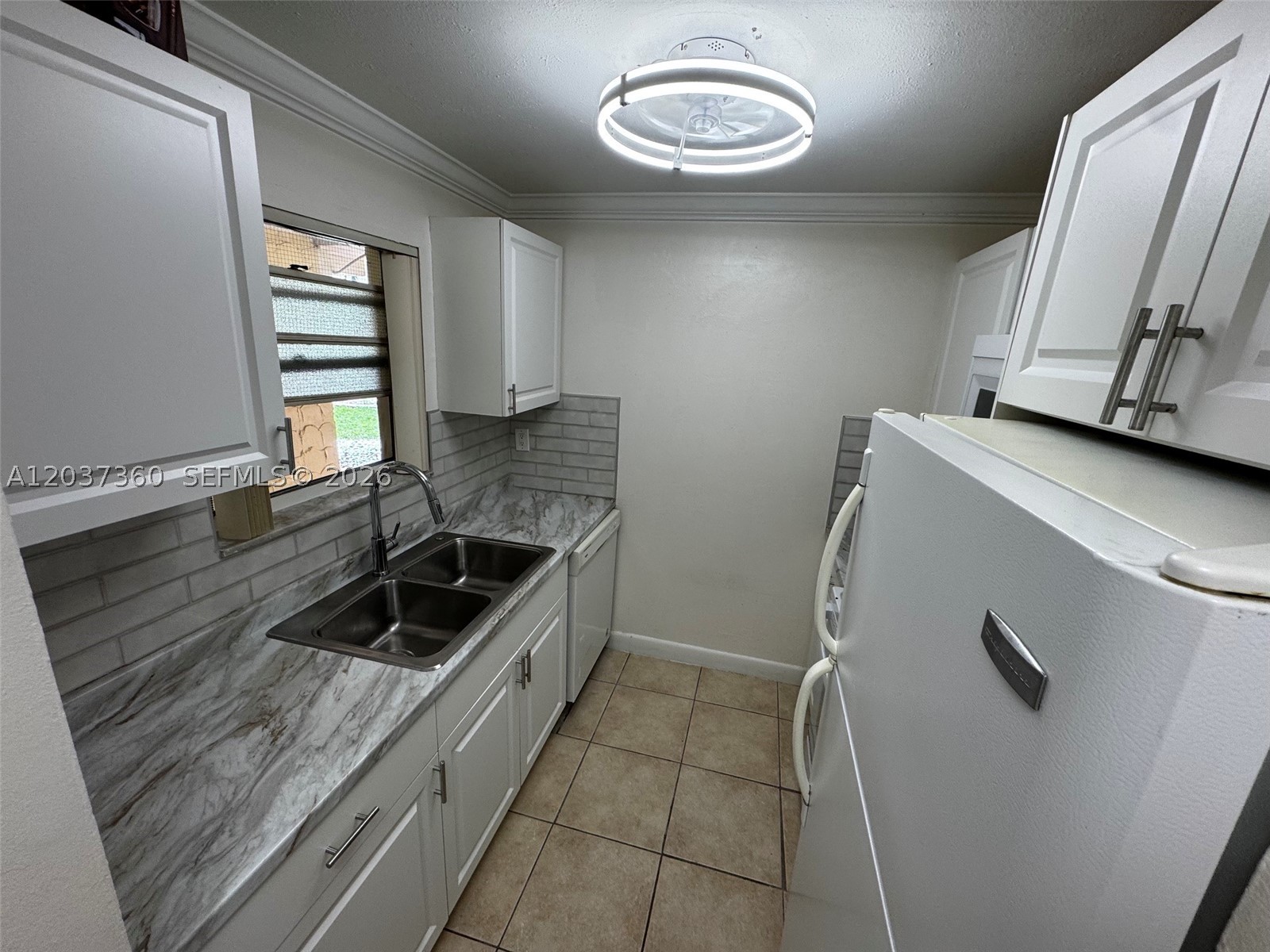 COURTYARDS AT KENDALL CON - Residential