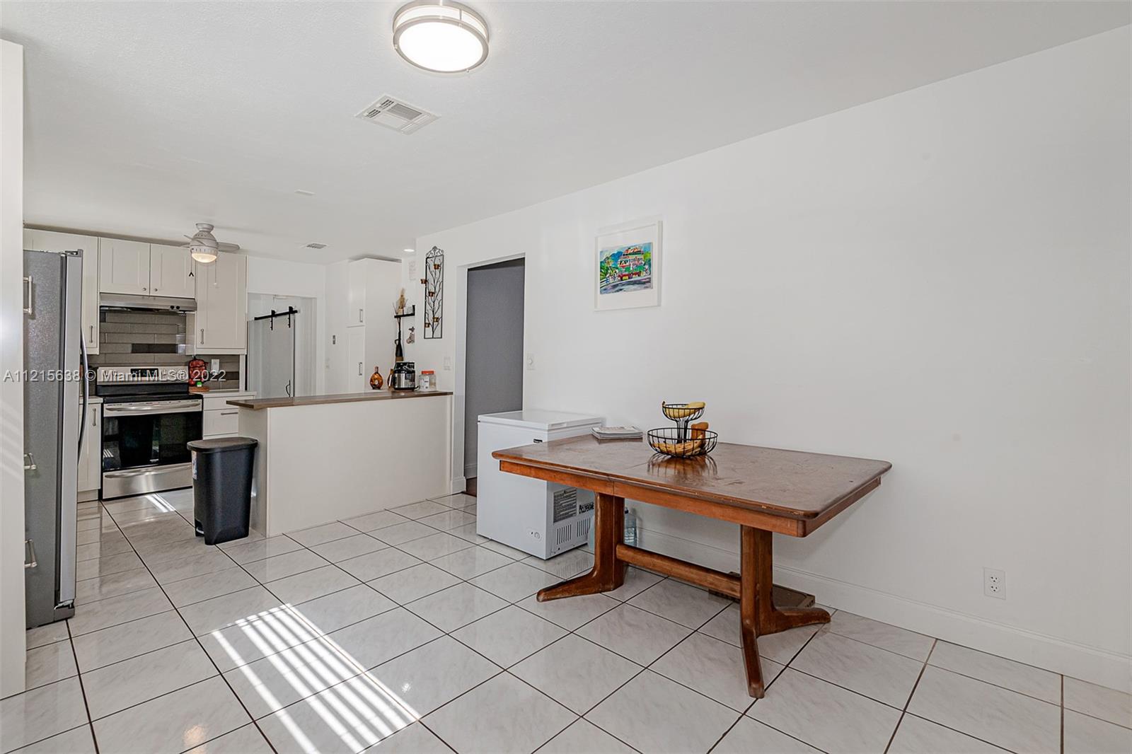 WELLEBY UNIT 2 - Residential