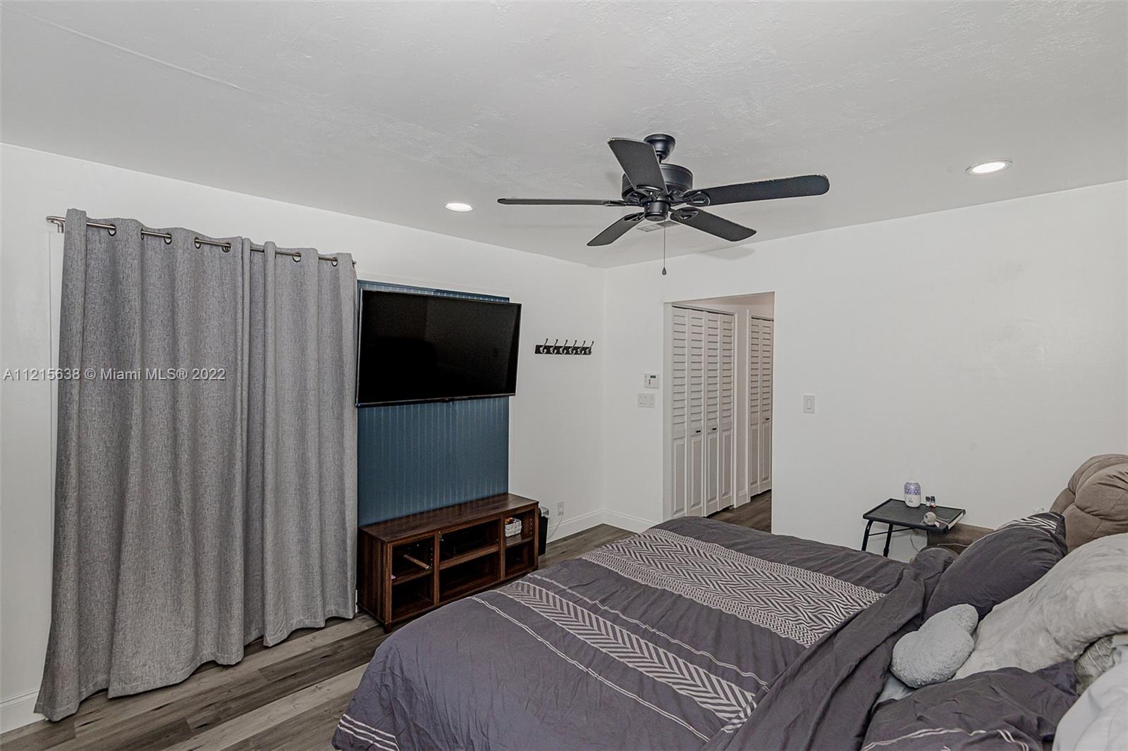 WELLEBY UNIT 2 - Residential