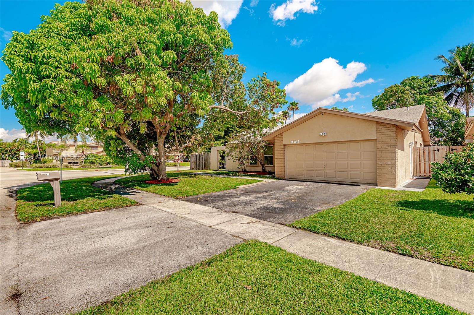 Beautifully upgraded & remodeled 4/2.5 on a spacious corner lot in a quiet Welleby neighborhood. Modern kitchen with updated cabinets and stainless steel appliances. Wood & ceramic tiles throughout. Oversized living room with vaulted ceilings. Upgraded lighting. HVAC installed 2019. This home is ideally located close to shops & malls with highway access. Low HOA fee of $36 per quarter for community pool & tennis courts. Showings begin at open house on Sat June 4th 1:00 - 4:00 pm. ***Open House canceled due to approaching storm***