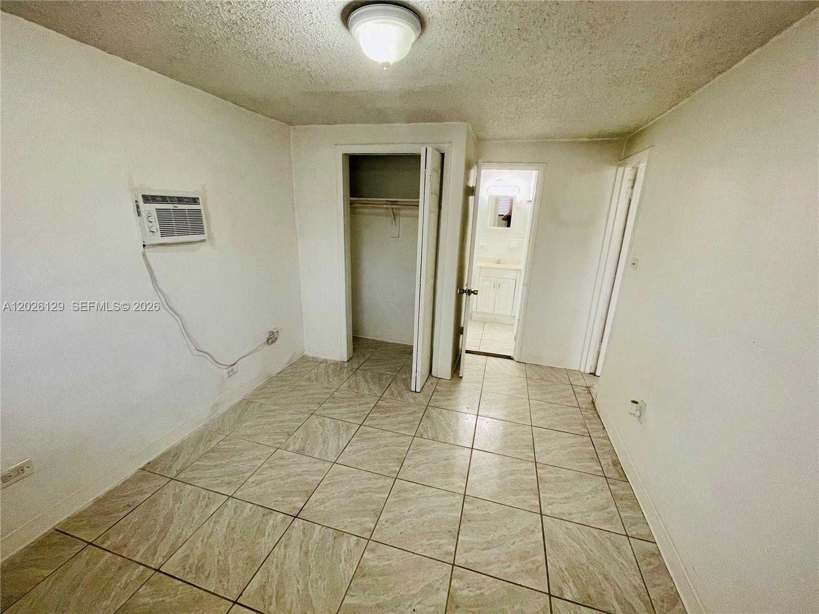 SOUTH ALLAPATTAH MANOR - Residential Lease