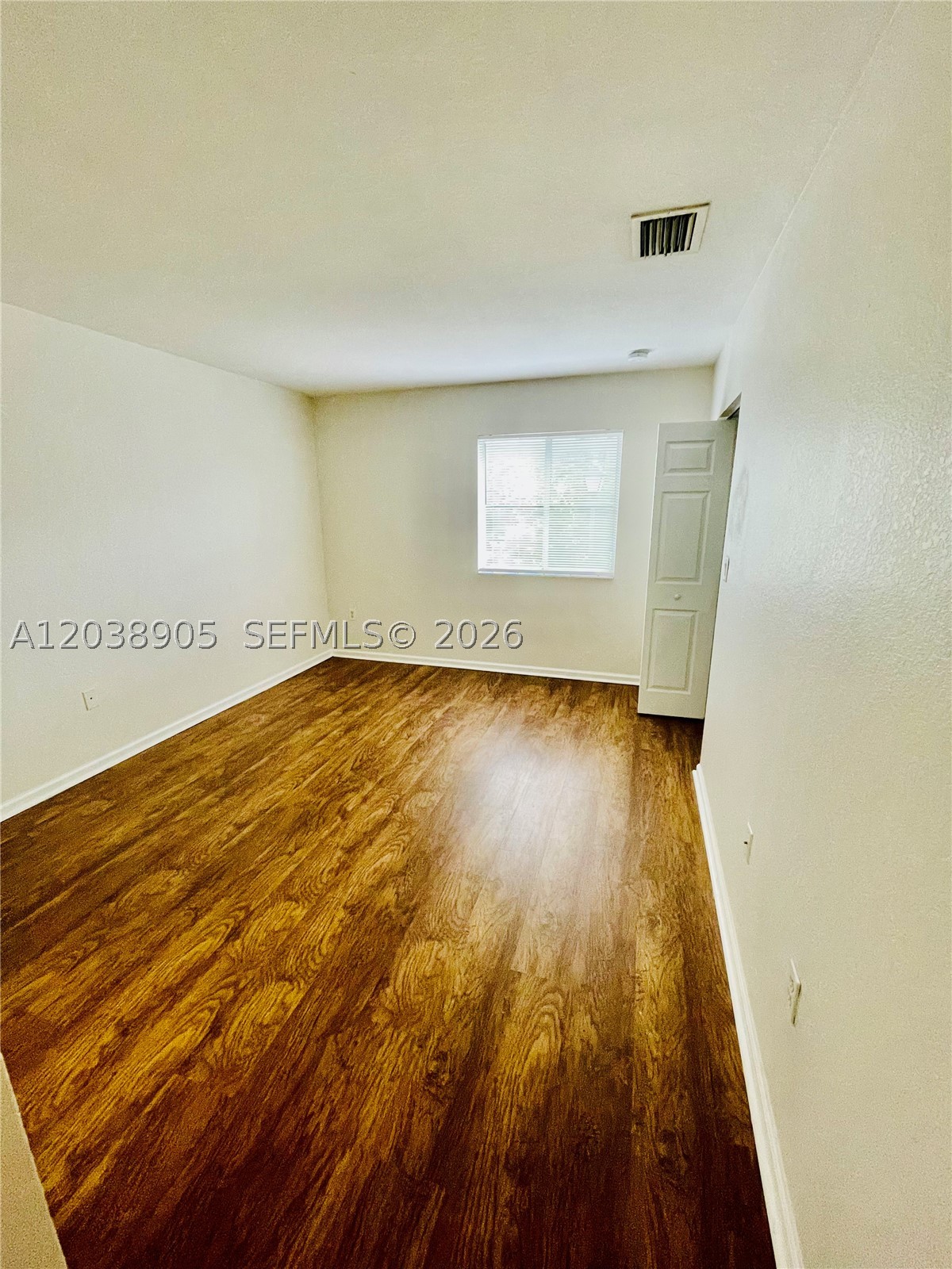 SOLABELLA CONDO - Residential