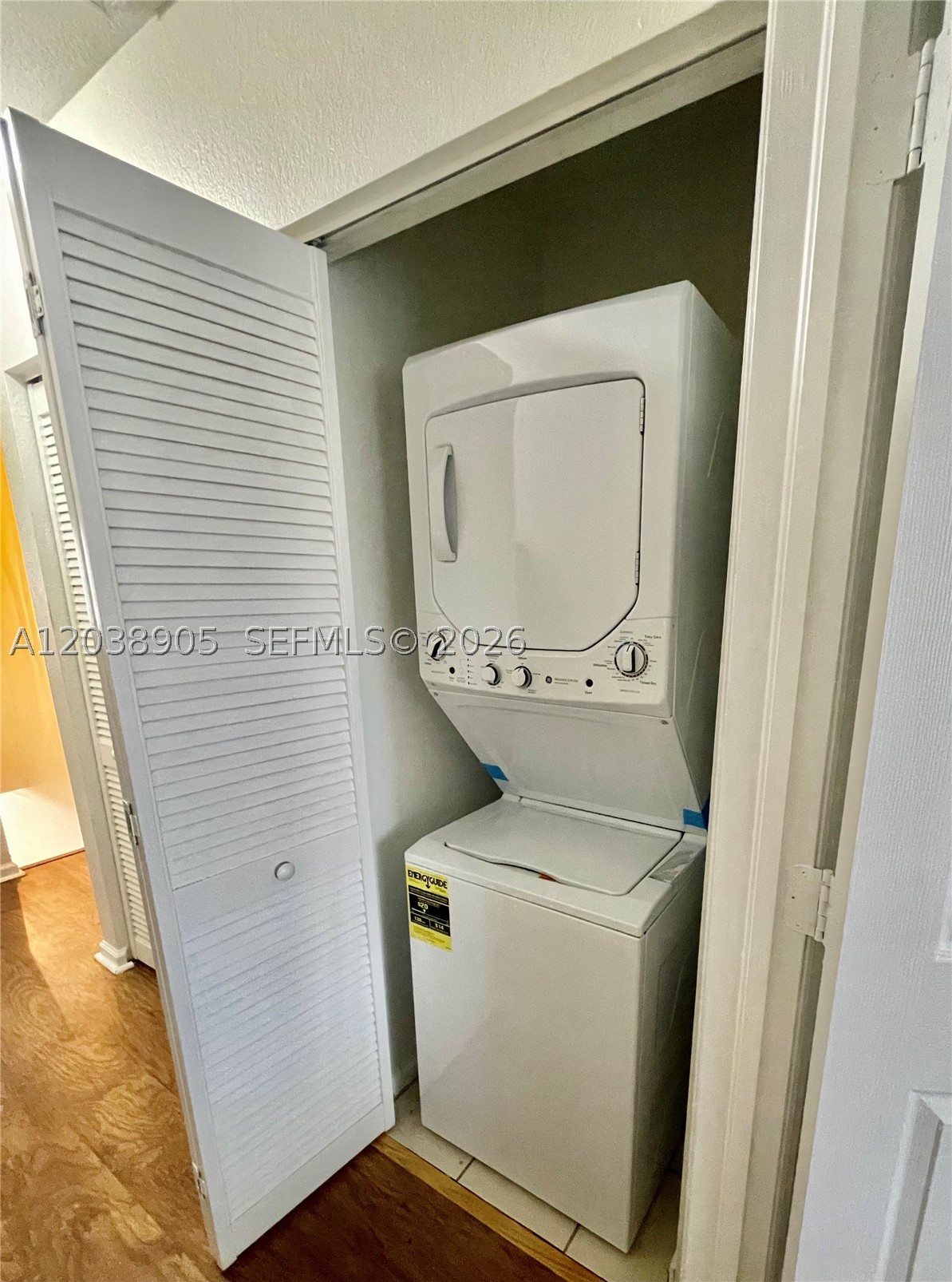 SOLABELLA CONDO - Residential