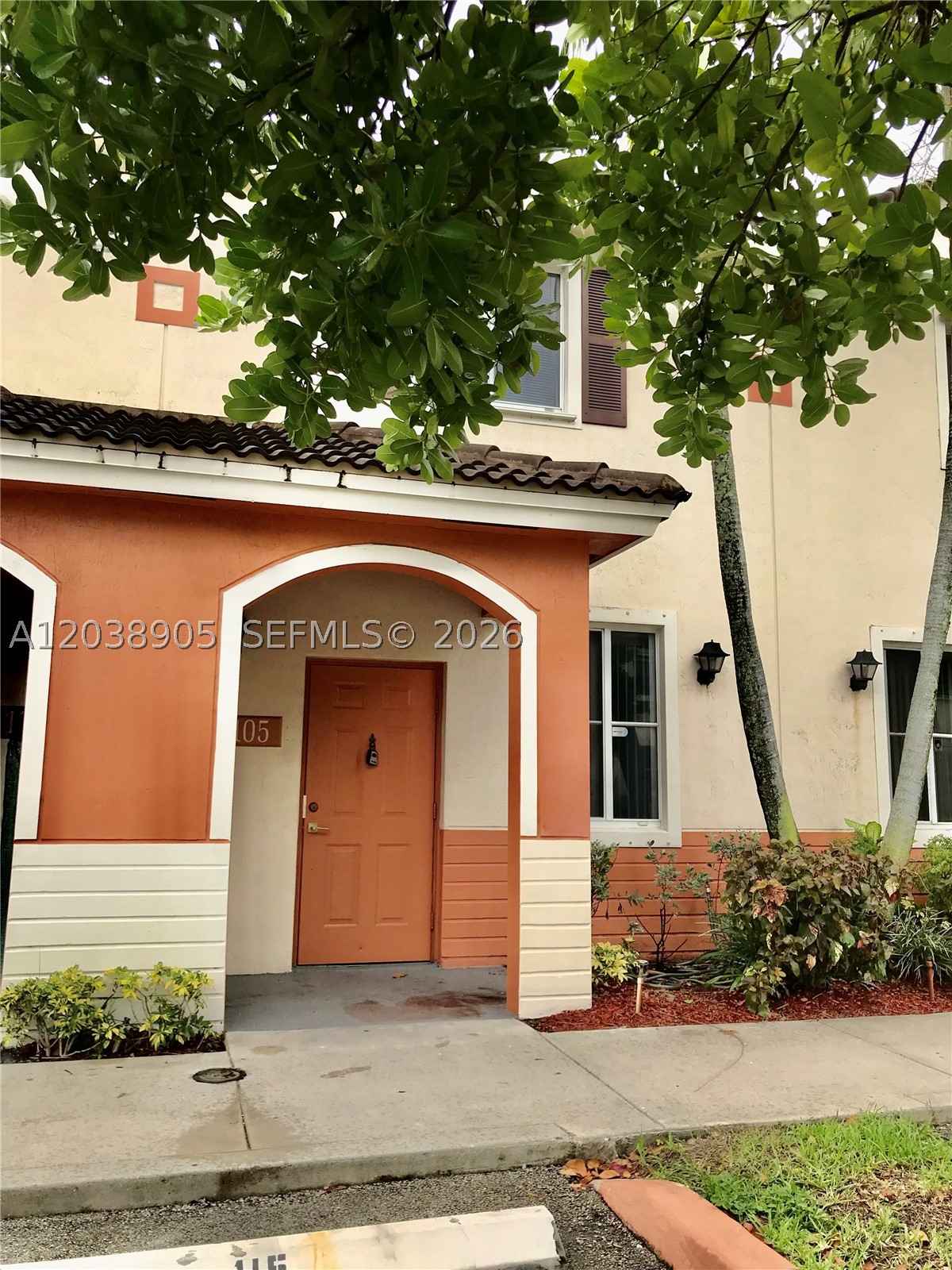 SOLABELLA CONDO - Residential