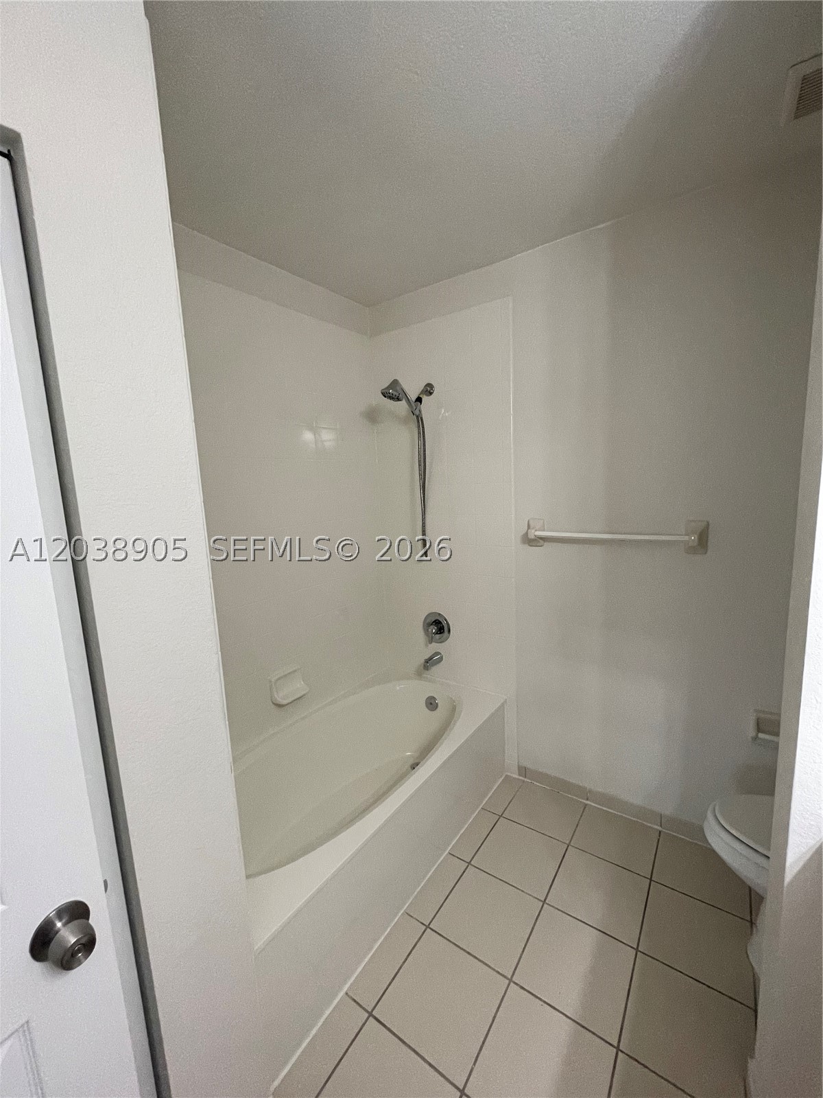 SOLABELLA CONDO - Residential
