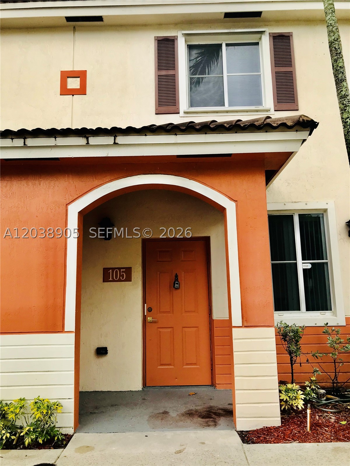 SOLABELLA CONDO - Residential