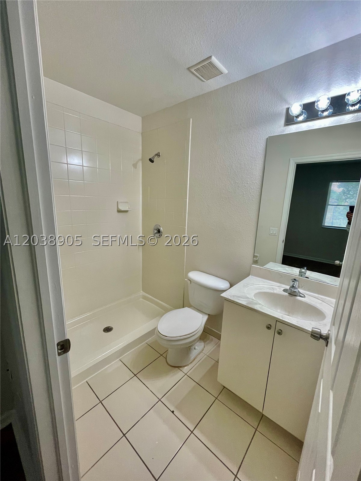 SOLABELLA CONDO - Residential