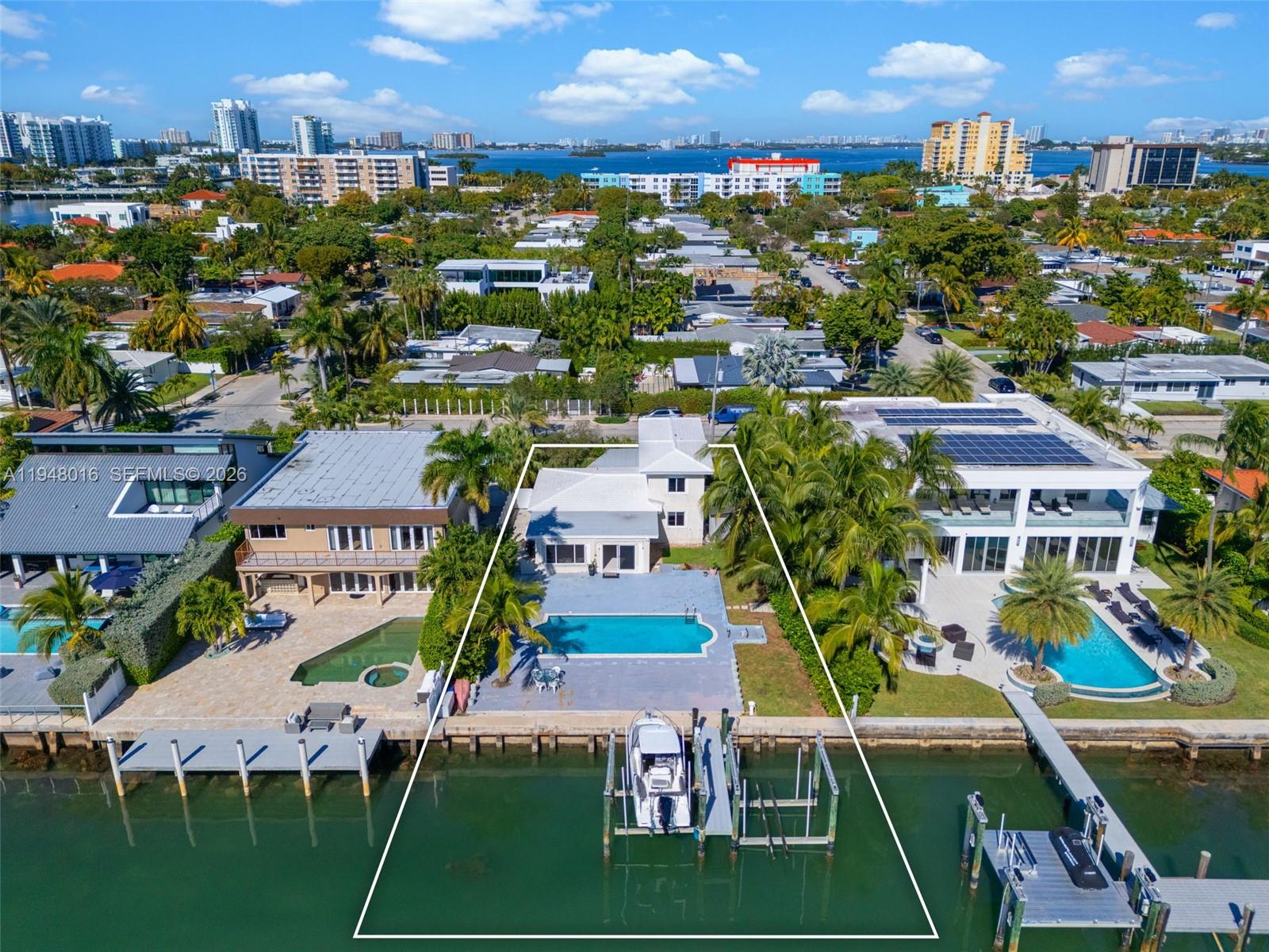 TREASURE ISLAND - Residential