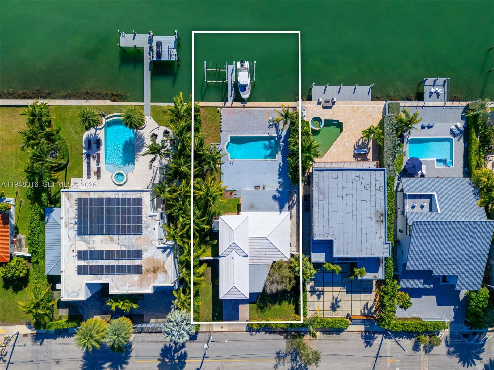 TREASURE ISLAND - Residential