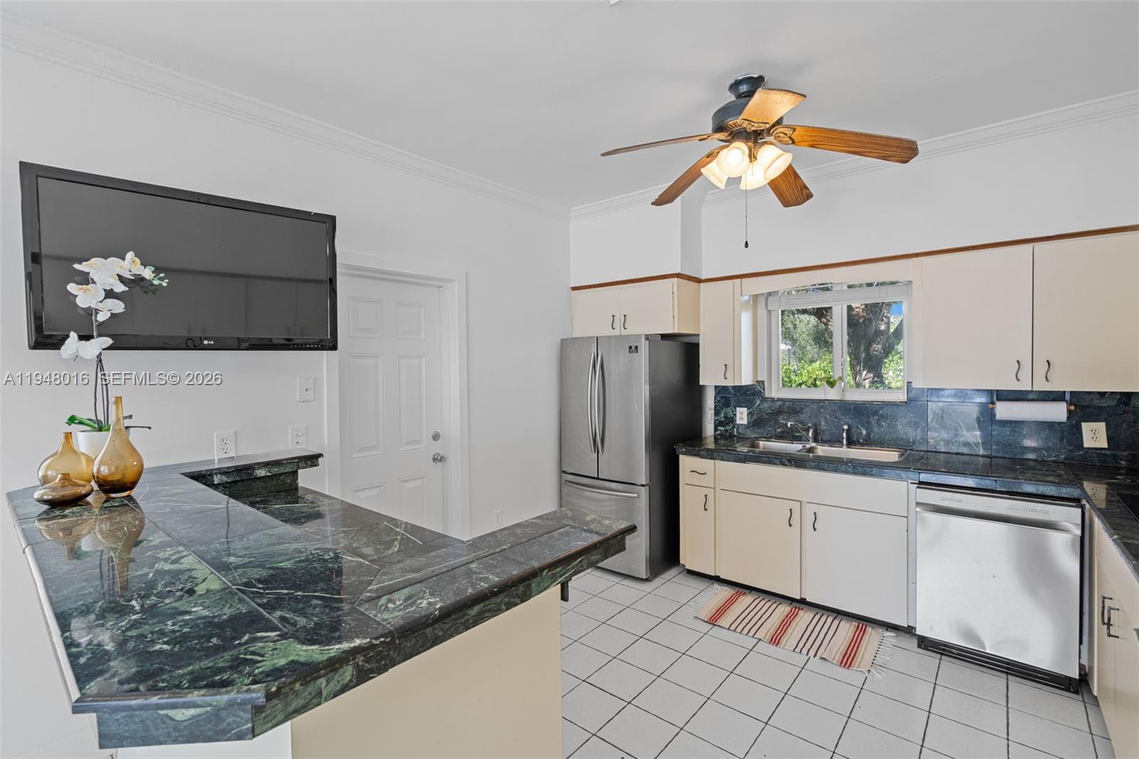 TREASURE ISLAND - Residential