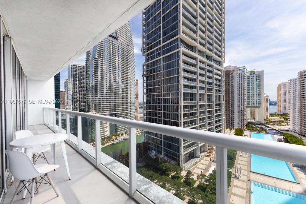 ICON BRICKELL CONDO NO 3 - Residential