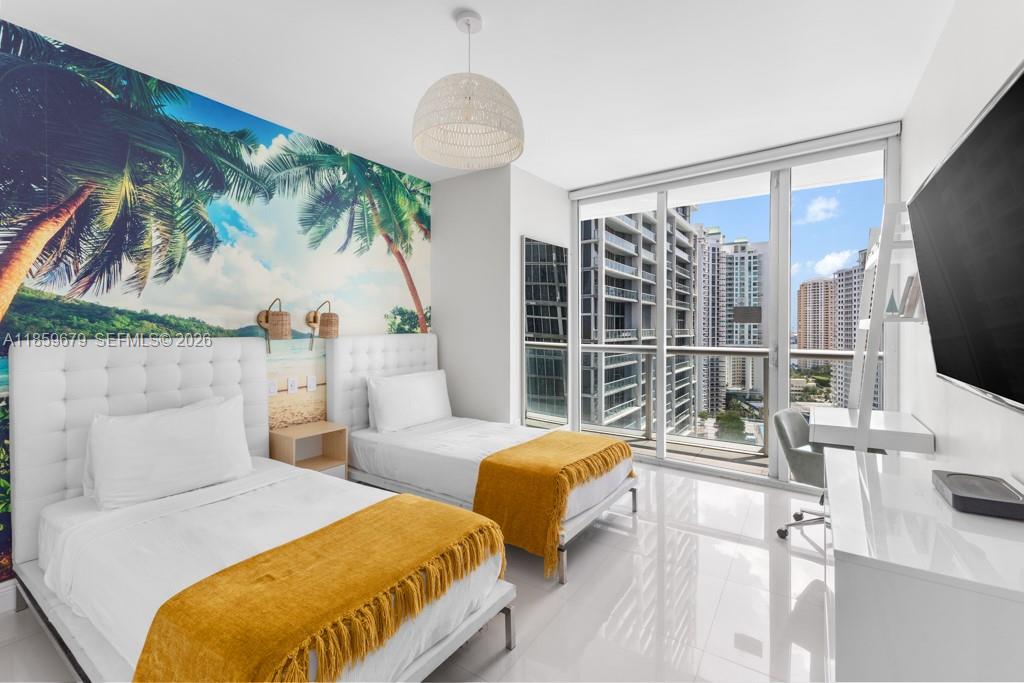 ICON BRICKELL CONDO NO 3 - Residential