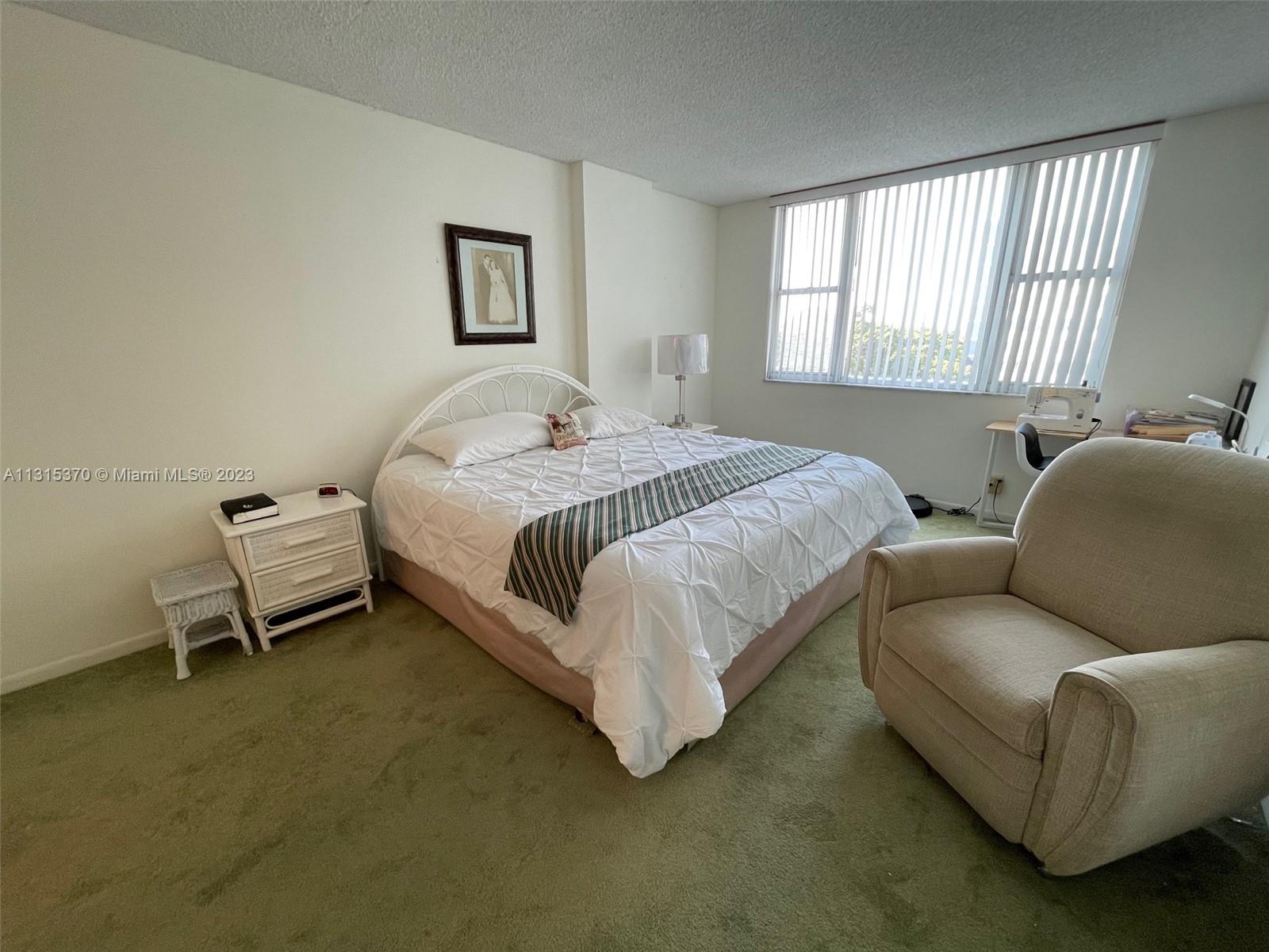 HILLCREST EAST NO 23 COND - Residential