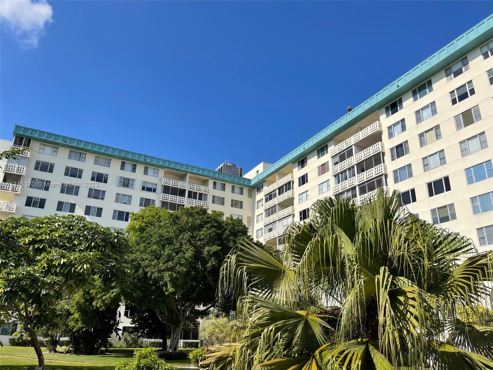 HILLCREST EAST NO 23 COND - Residential
