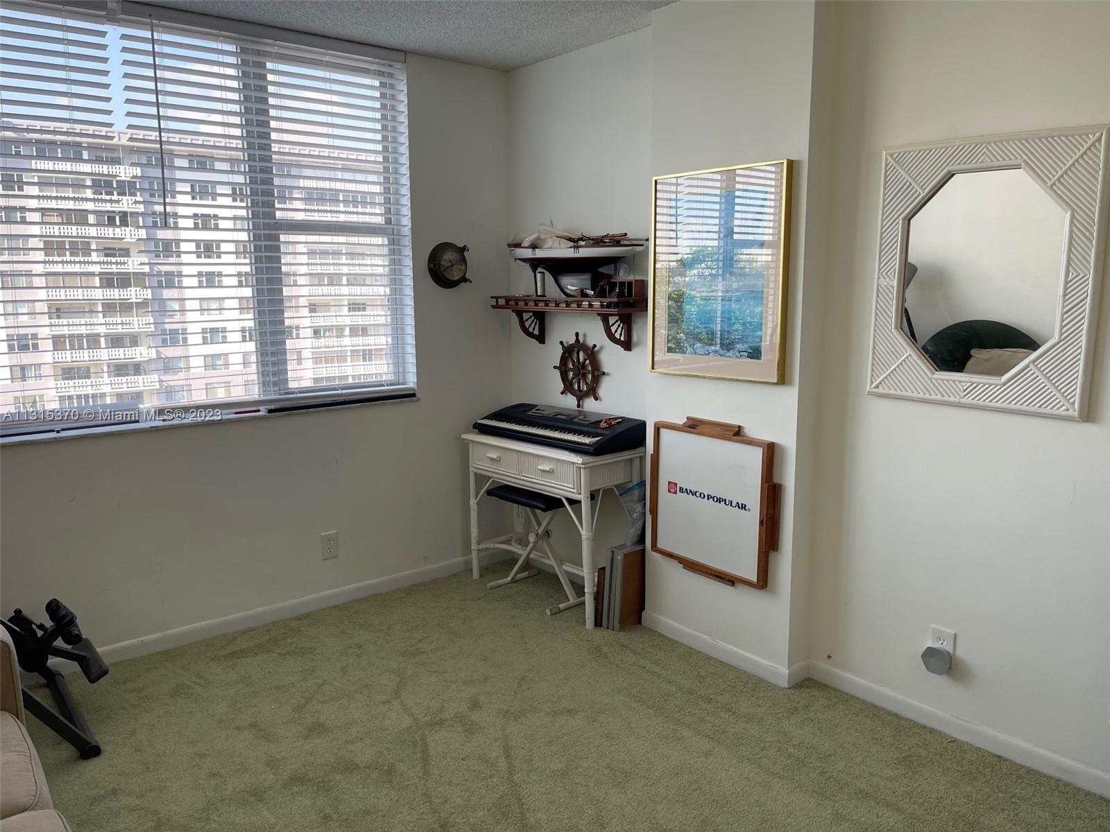HILLCREST EAST NO 23 COND - Residential
