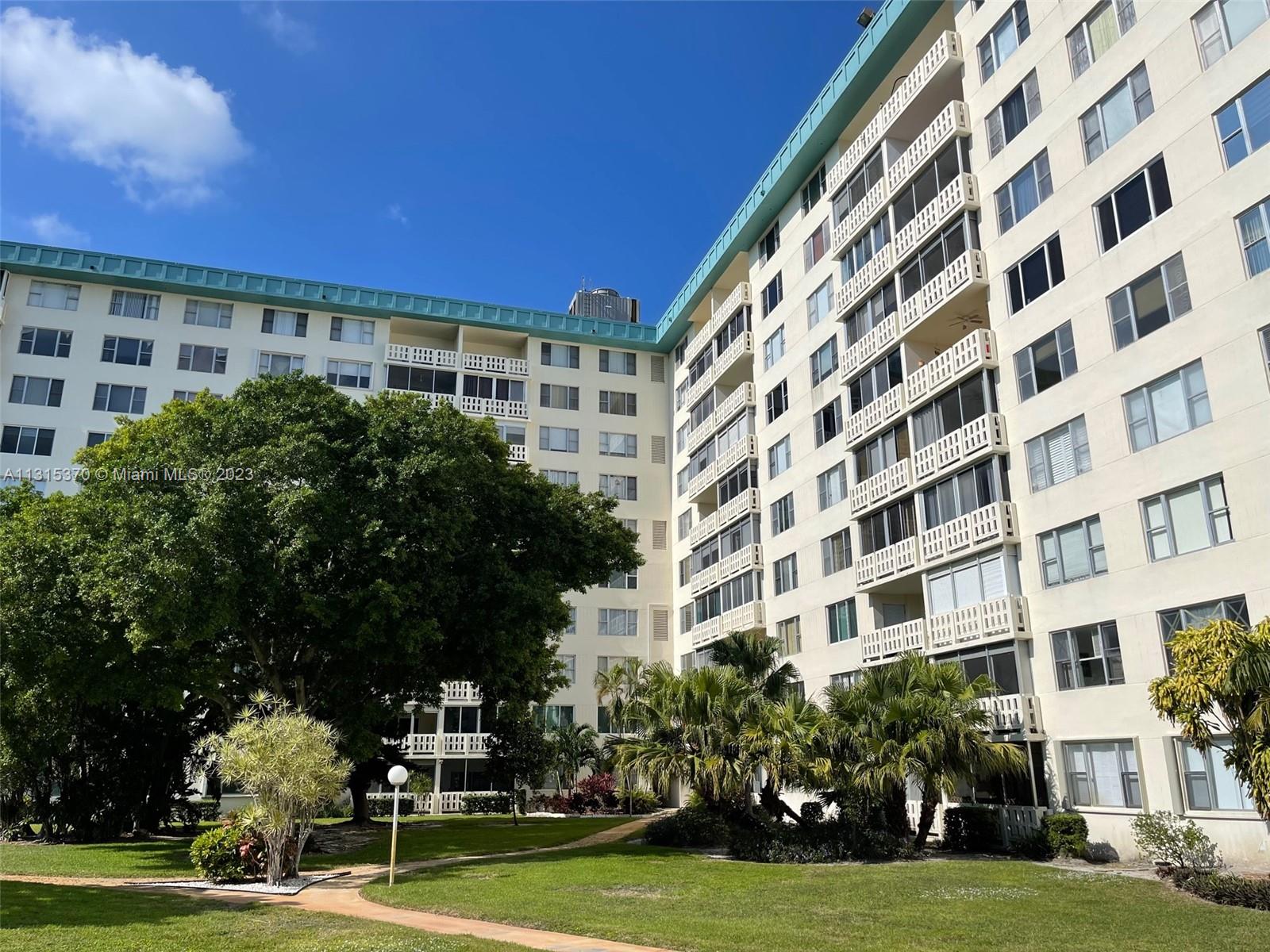 HILLCREST EAST NO 23 COND - Residential