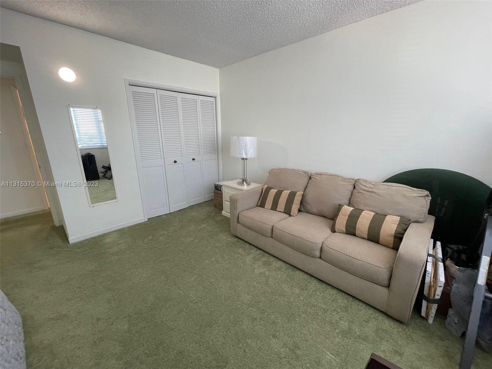 HILLCREST EAST NO 23 COND - Residential