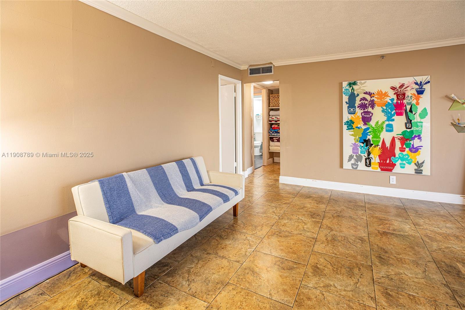 GOLDEN HORN CONDO - Residential