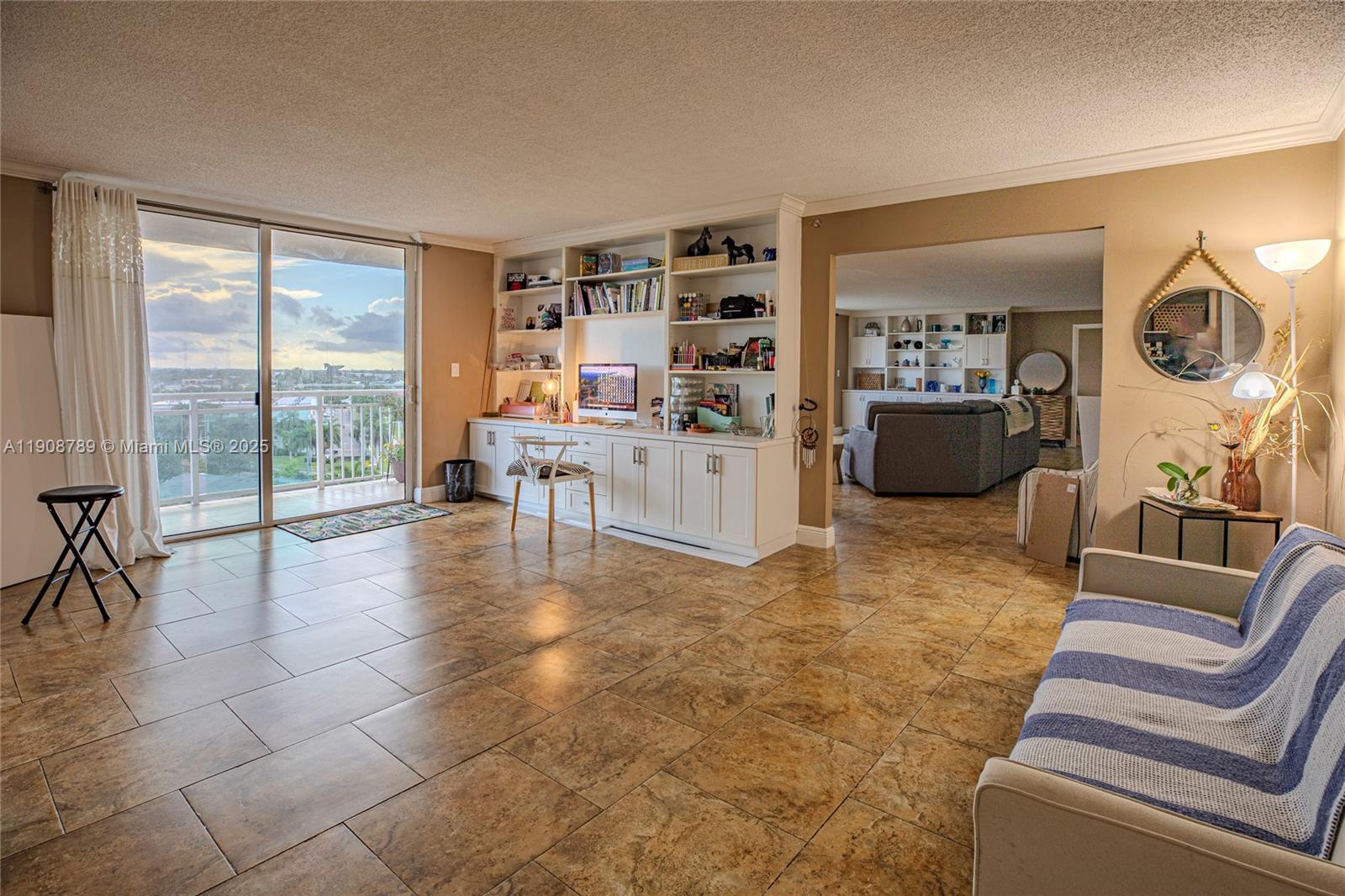 GOLDEN HORN CONDO - Residential