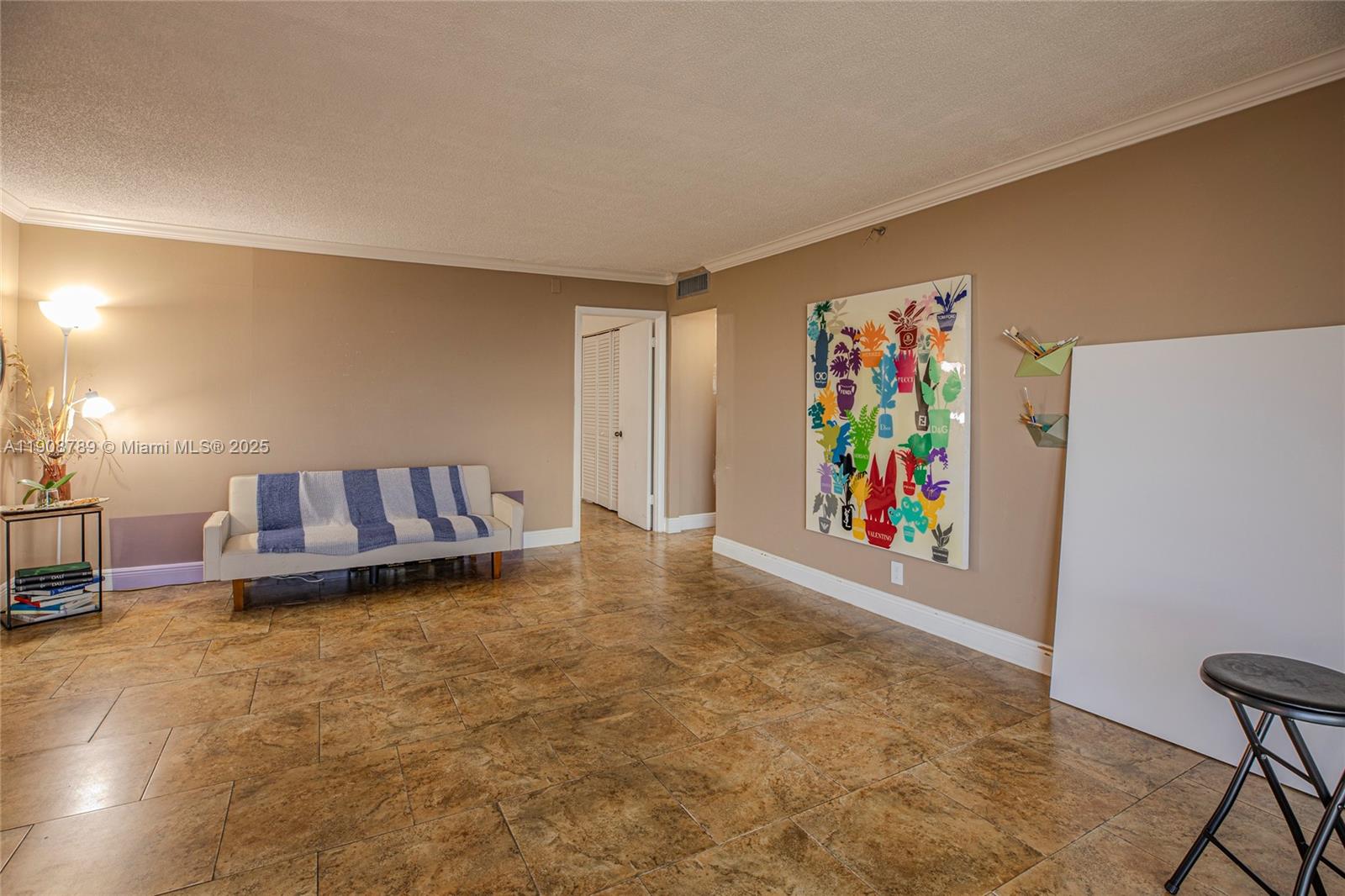 GOLDEN HORN CONDO - Residential