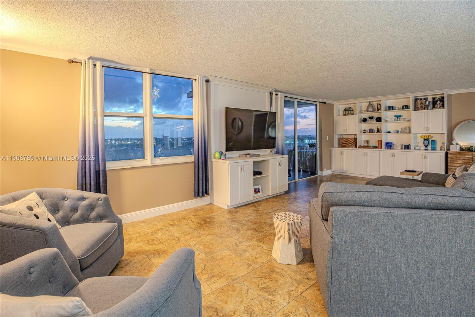 GOLDEN HORN CONDO - Residential