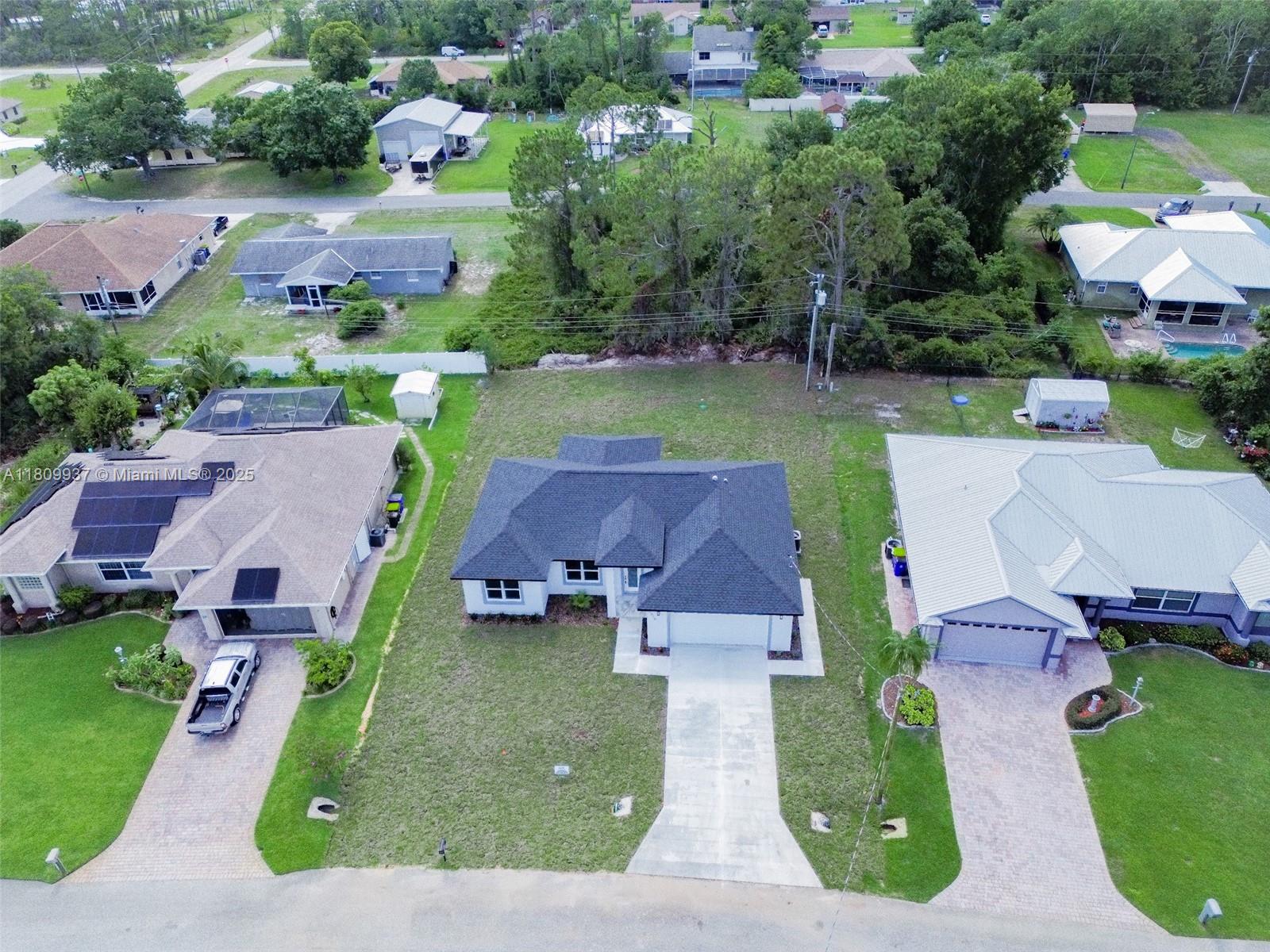 LAKE HAVEN EST - Residential