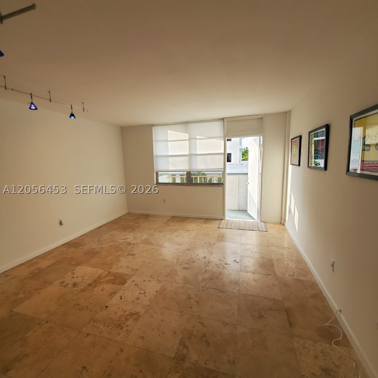 JAMES CENTRAL TOWERS COND - Residential
