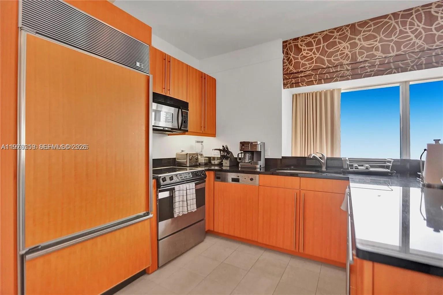 MILLENNIUM TOWER CONDOMIN - Residential