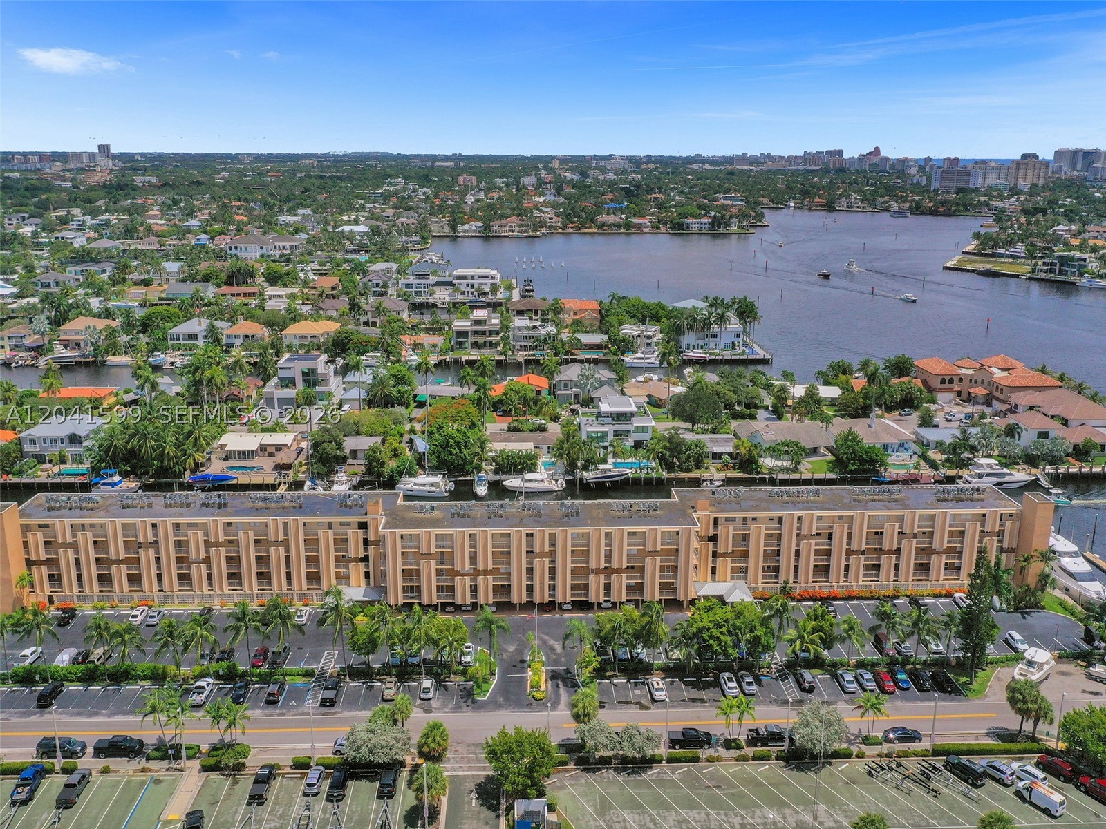 CROMWELL EAST CONDO - Residential