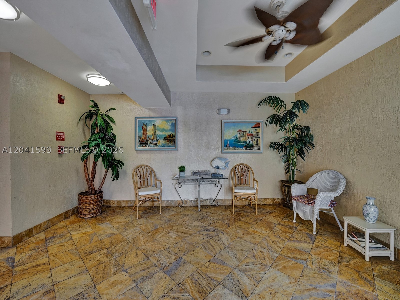 CROMWELL EAST CONDO - Residential