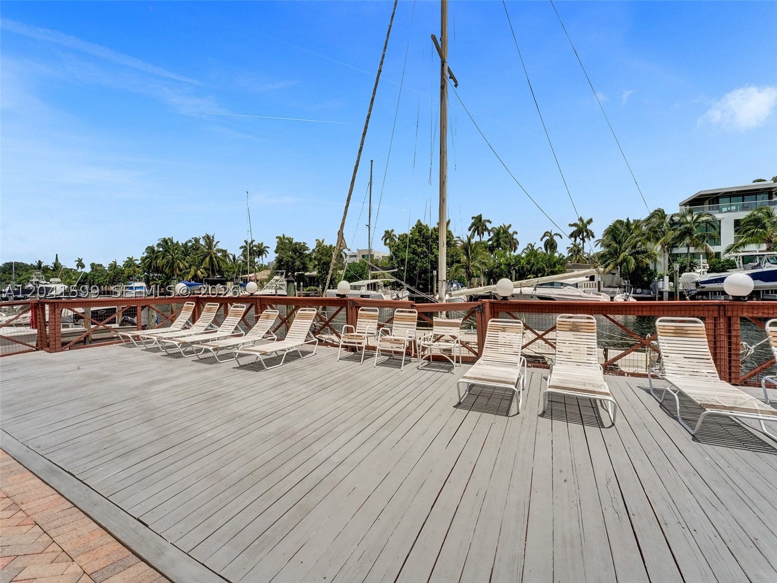 CROMWELL EAST CONDO - Residential