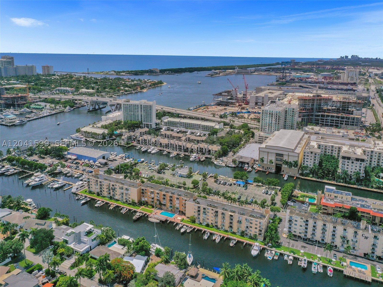 CROMWELL EAST CONDO - Residential