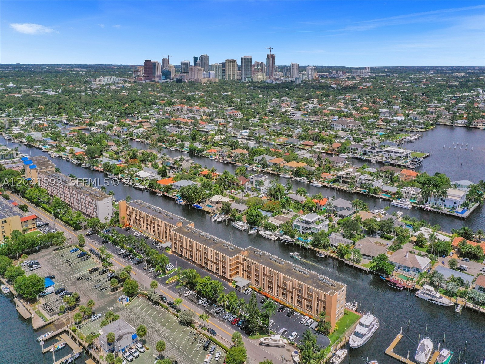 CROMWELL EAST CONDO - Residential