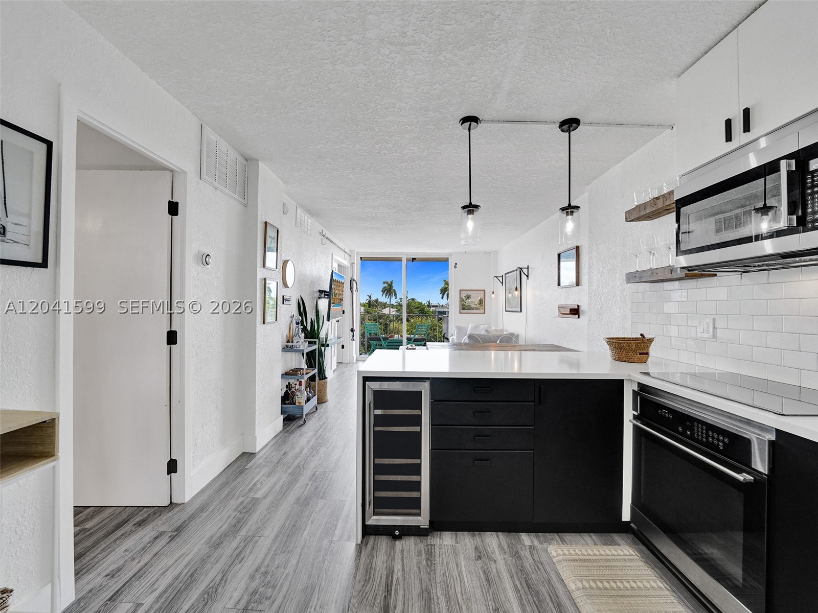 CROMWELL EAST CONDO - Residential