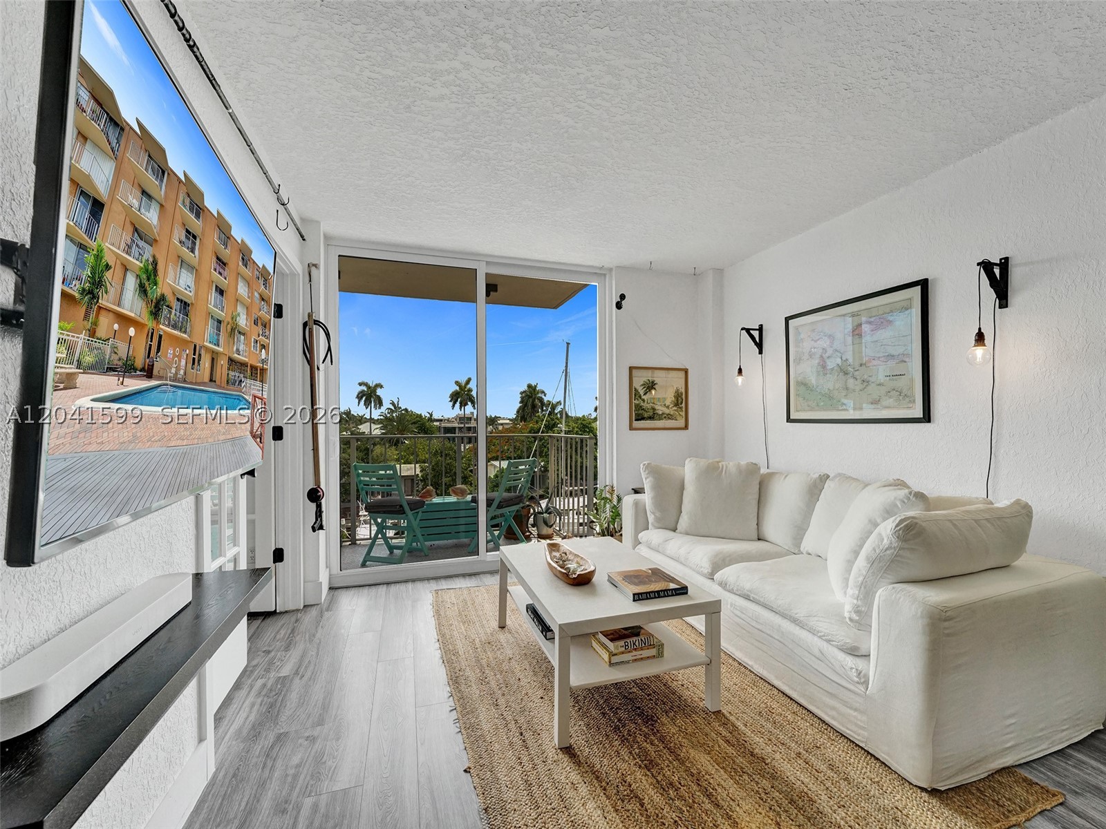 CROMWELL EAST CONDO - Residential