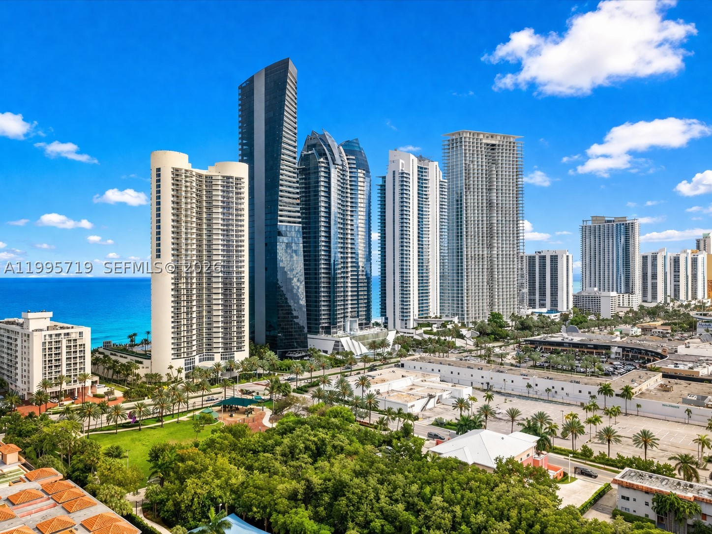 WINSTON TOWER 300 CONDO - Residential
