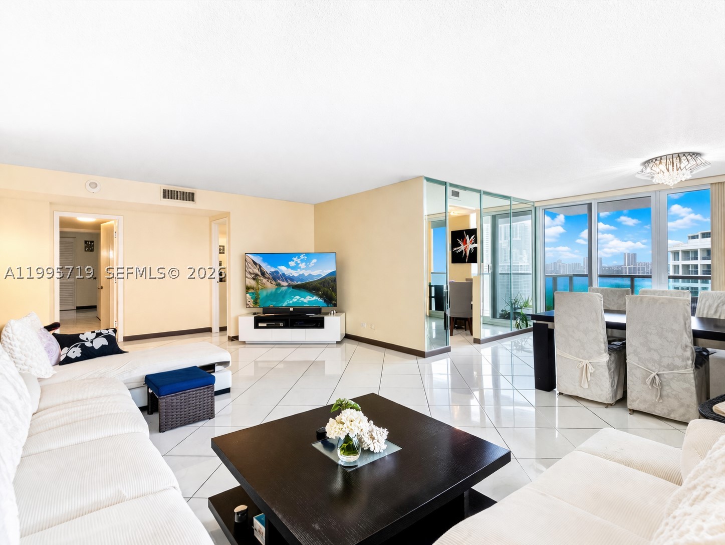 WINSTON TOWER 300 CONDO - Residential