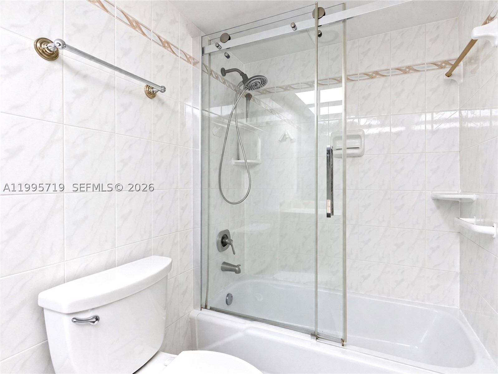 WINSTON TOWER 300 CONDO - Residential