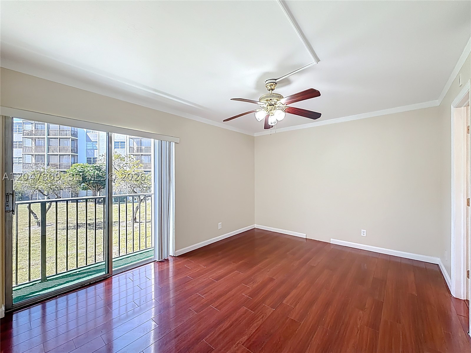 LAKESHORE AT UNIVERSITY P - Residential Lease