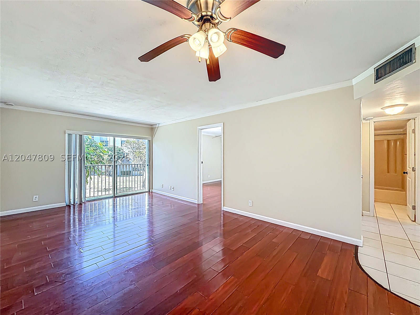 LAKESHORE AT UNIVERSITY P - Residential Lease