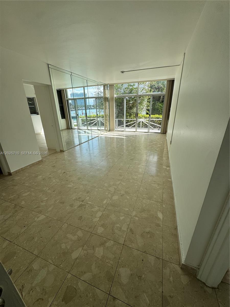 HARBOUR BAY CONDO - Residential Lease