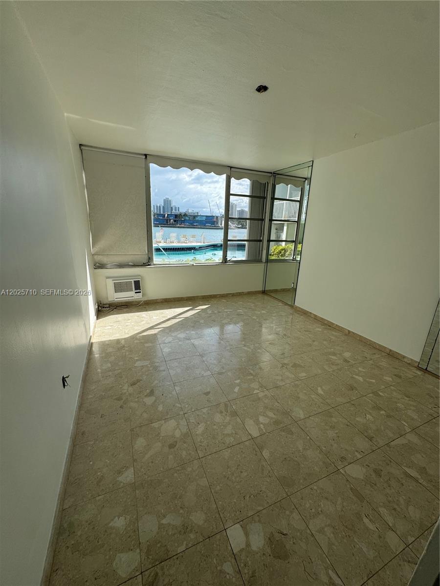 HARBOUR BAY CONDO - Residential Lease