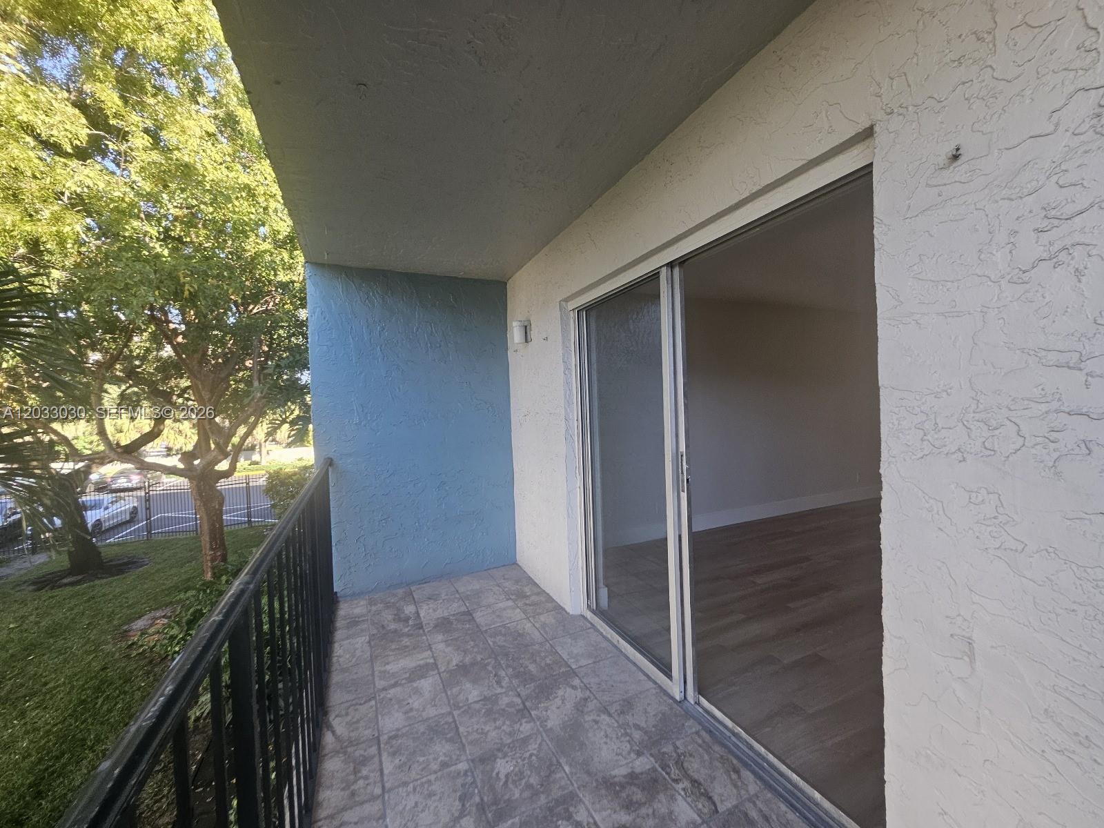 HIDDEN HARBOR CONDOMINIUM - Residential