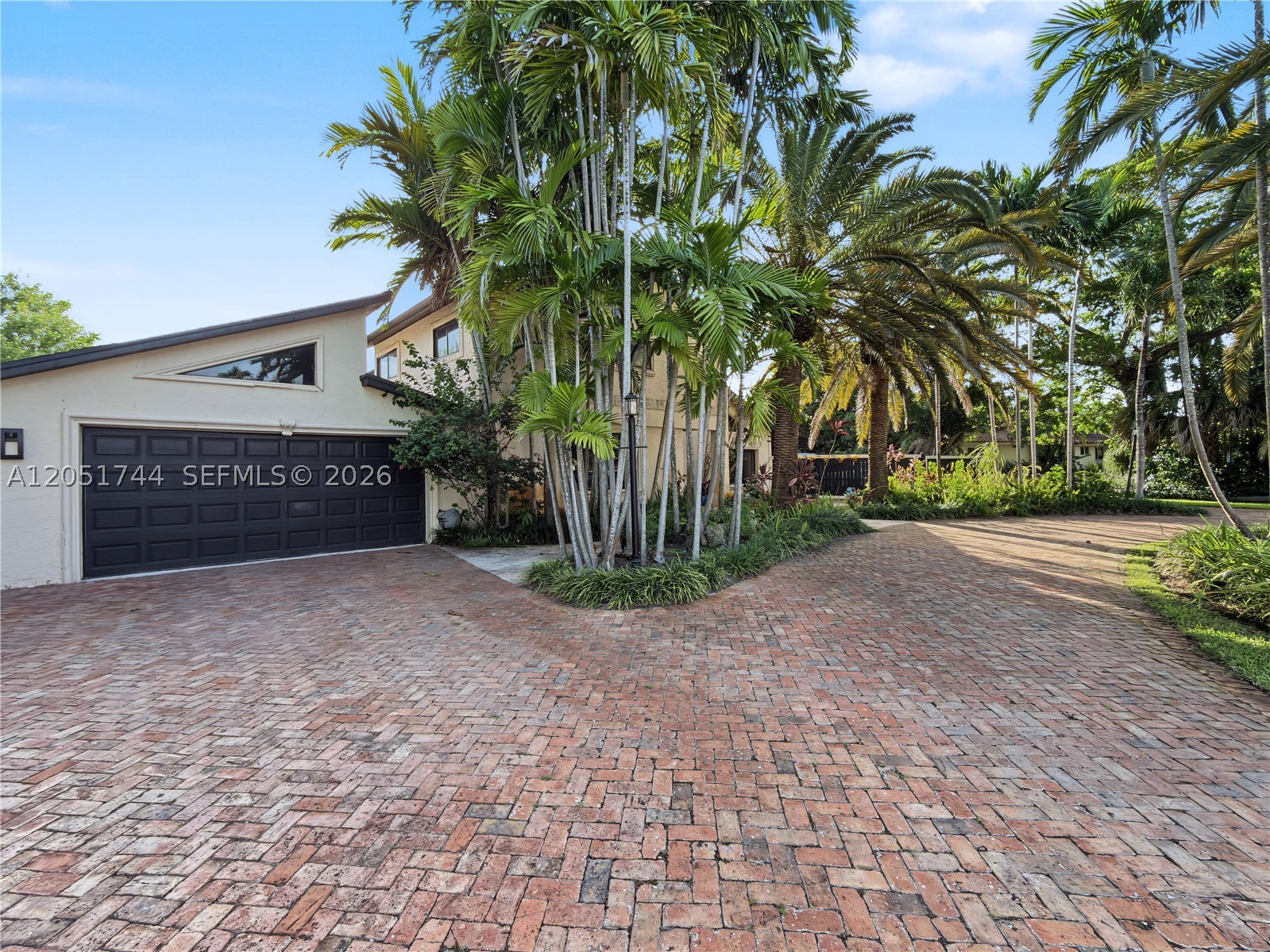 CALUSA CLUB ESTATES - Residential