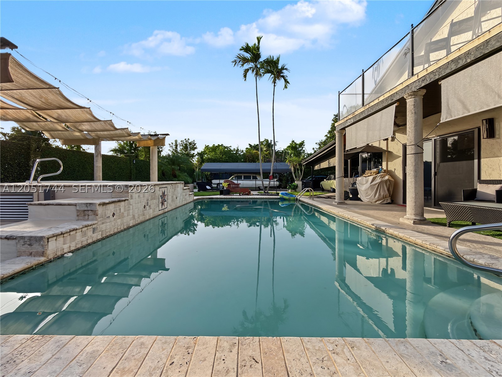 CALUSA CLUB ESTATES - Residential
